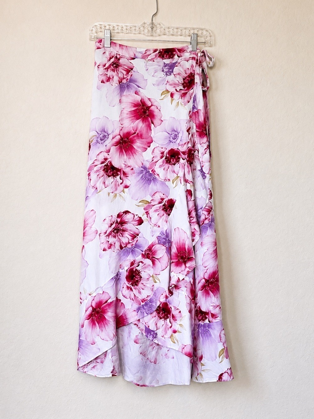 GUESS Floral Wrap Midi Skirt Watercolor Pink Purple Handkerchief Hem M